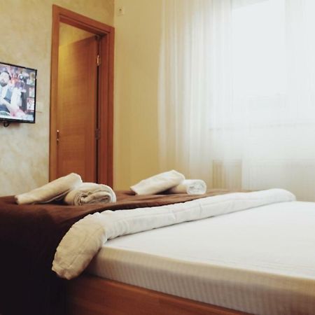 Konaciste Simce Kraljevo Exterior foto